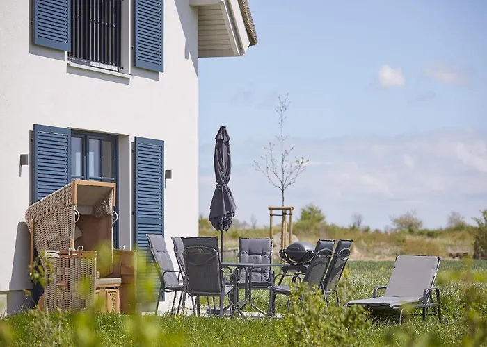 Reetland am Meer - Premium Reetdachvilla mit 3 Schlafzimmern, Sauna und Kamin F10