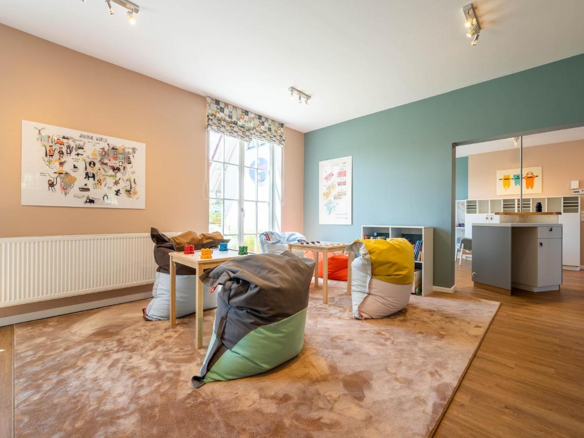 Ferienhaus Reetland Am - Premium Reetdachvilla Mit 3 Schlafzimmern, Sauna Und Kamin F10