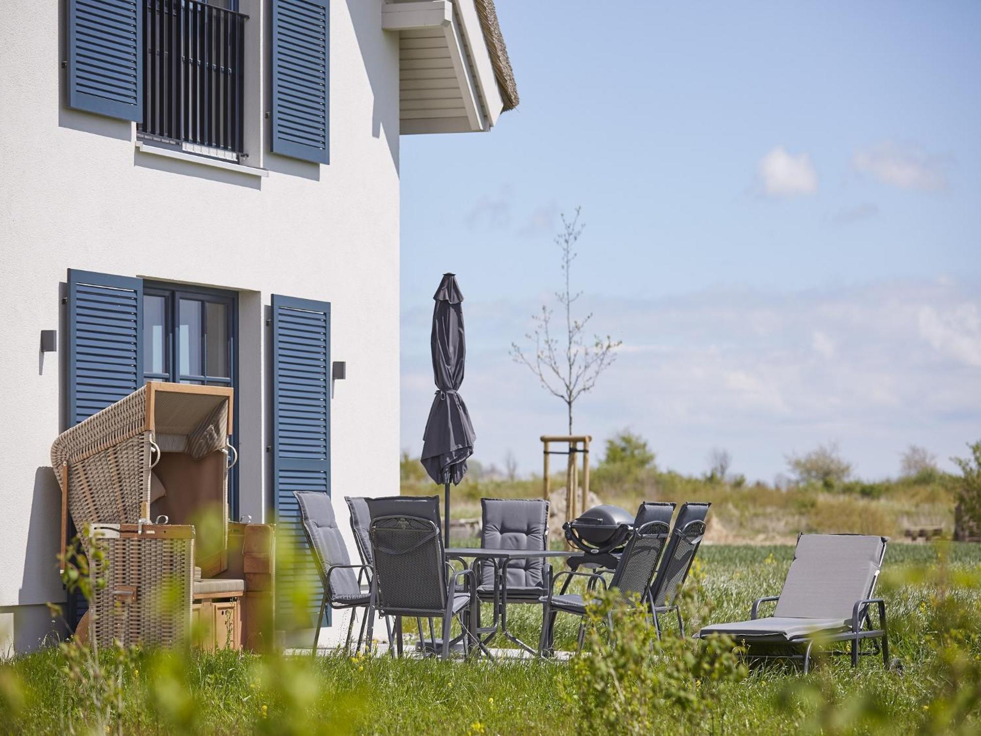 Ferienhaus Reetland Am - Premium Reetdachvilla Mit 3 Schlafzimmern, Sauna Und Kamin F10 Dranske